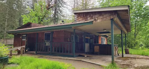 112 Sidorski Ln, Morton, WA 98356