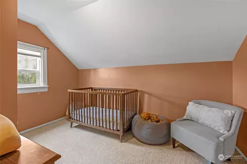 Bedroom - 1925 Oakes Ave, Everett, WA 98201 photo 2 of 2