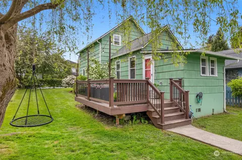 Exterior - 1925 Oakes Ave, Everett, WA 98201 photo 2 of 12