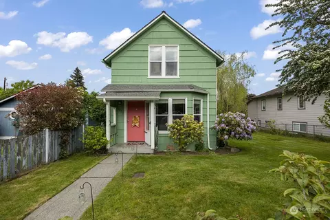1925 Oakes Ave, Everett, WA 98201