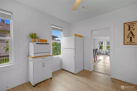 Kitchen - 1925 Oakes Ave, Everett, WA 98201 photo 5 of 5