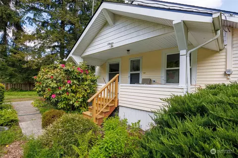 18509 Elkhorn Blvd E, Orting, WA 98360