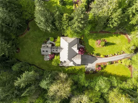 11327 Upper Preston Rd SE, Issaquah, WA 98027