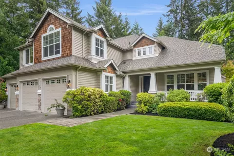 7768 NE Adria Ln, Bainbridge Island, WA 98110