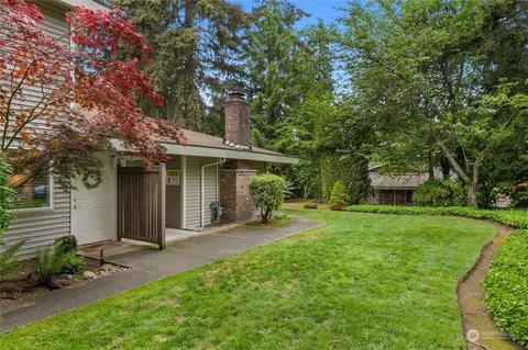 Exterior - 424 214th St SW #24B, Bothell, WA 98021 photo 5 of 9