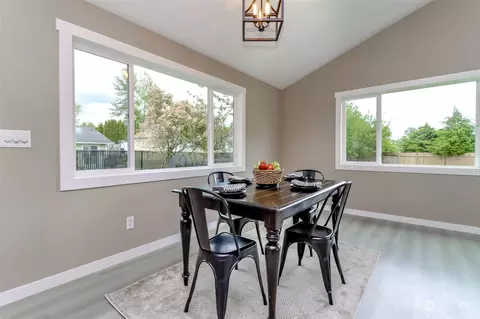 349 Harmony Ln, Enumclaw, WA 98022 photo 24