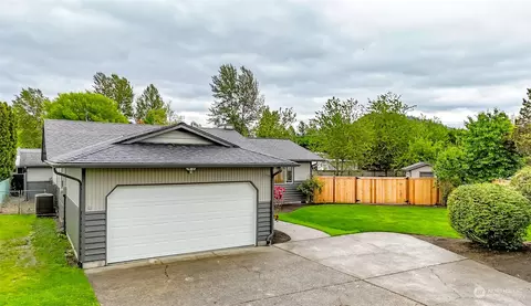 349 Harmony Ln, Enumclaw, WA 98022 photo 2