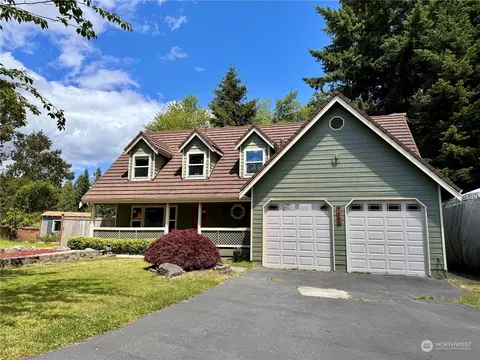 7666 Sucia Pl NW, Bremerton, WA 98311