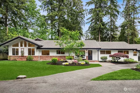 3832 132nd Ave NE, Bellevue, WA 98005