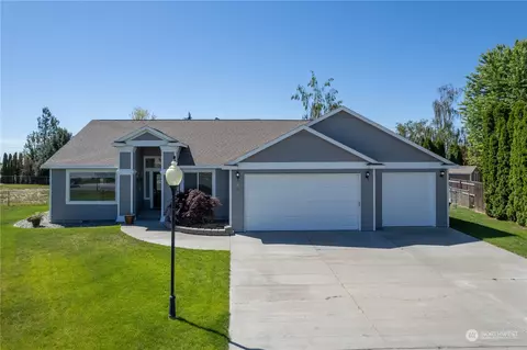 9624 Naples St SE, Moses Lake, WA 98837