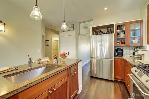 Kitchen - 3710 Wetmore Ave, Everett, WA 98201 photo 1 of 5