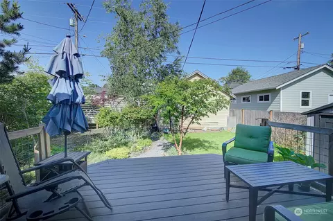 Exterior - 3710 Wetmore Ave, Everett, WA 98201 photo 4 of 11