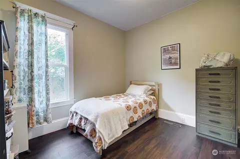 Bedroom - 3710 Wetmore Ave, Everett, WA 98201 photo 2 of 2