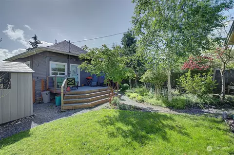 Exterior - 3710 Wetmore Ave, Everett, WA 98201 photo 5 of 11
