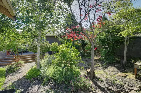 Exterior - 3710 Wetmore Ave, Everett, WA 98201 photo 8 of 11