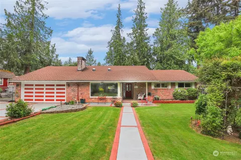 1001 N 14th St, Mount Vernon, WA 98273