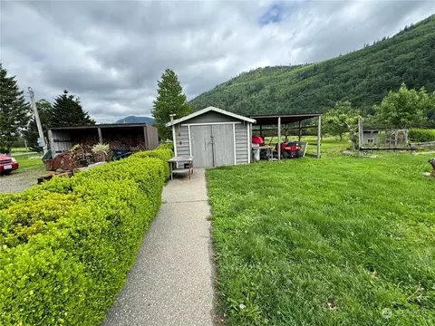 5517 Rock Rd, Sumas, WA 98295 photo 2