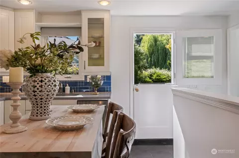 Entry Way - 115 30th Ave E, Seattle, WA 98112 photo 1 of 1