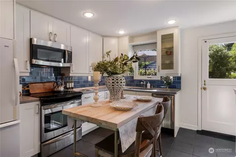 Kitchen - 115 30th Ave E, Seattle, WA 98112 photo 2 of 2