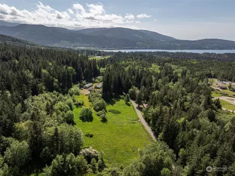 1434 Chicken Coop Rd, Sequim, WA 98382