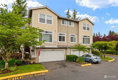 8334 NE 140th St, Kirkland, WA 98034