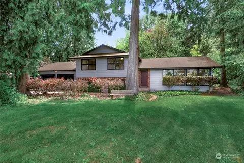 141 Celtic Ln, Bellingham, WA 98226