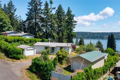 5536 Sunrise Ter NE, Bremerton, WA 98311