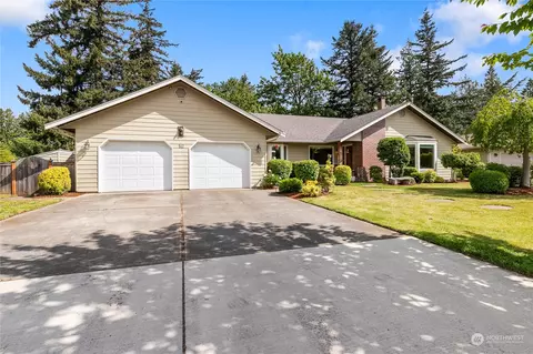 512 17th St, Lynden, WA 98264