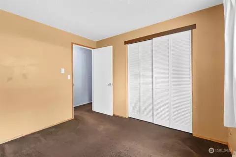 Bedroom - 118 Raspberry Ln, Sultan, WA 98294 photo 4 of 6