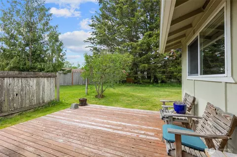 Exterior - 118 Raspberry Ln, Sultan, WA 98294 photo 5 of 11