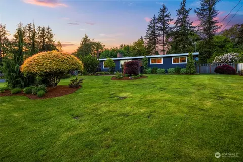 17828 SE 137th St, Renton, WA 98059