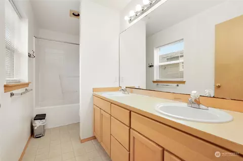 1007 Rockefeller Ave, Everett, WA 98201 photo 23