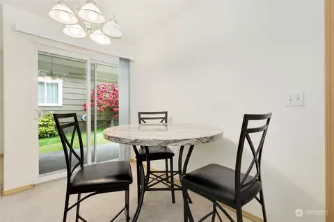 1007 Rockefeller Ave, Everett, WA 98201 photo 11