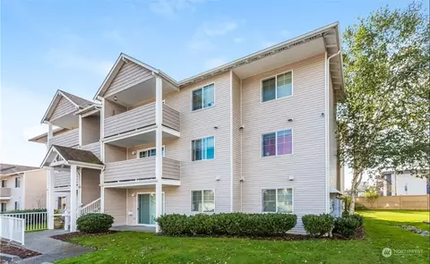 1001 W Casino Rd #H 303, Everett, WA 98204