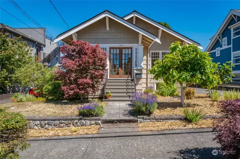 4132 SW Holden St, Seattle, WA 98136