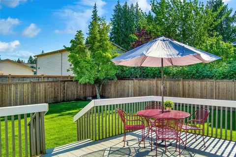 Exterior - 108 75th St SW, Everett, WA 98203 photo 4 of 8