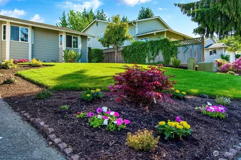 Exterior - 108 75th St SW, Everett, WA 98203 photo 2 of 8
