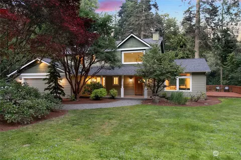 29152 Gamble Pl NE, Kingston, WA 98346