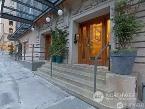 1101 A St #607, Tacoma, WA 98402