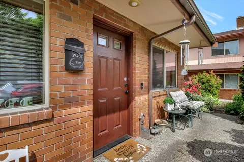 4510 Olympic Blvd #4, Everett, WA 98203 photo 2