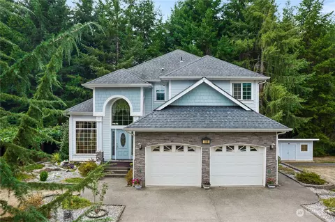 188 Bear View Dr, Chehalis, WA 98532
