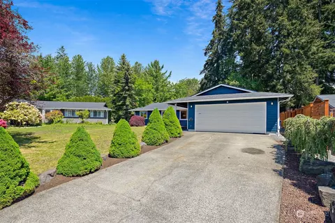 Exterior - 10521 16th Pl W, Everett, WA 98204 photo 6 of 17