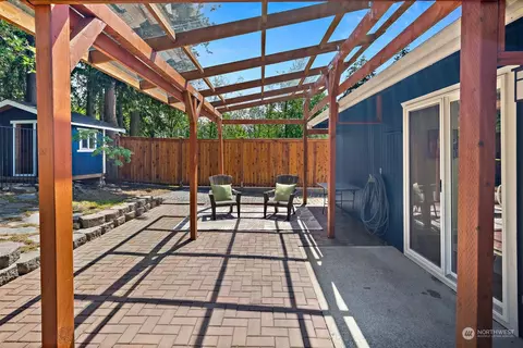 Exterior - 10521 16th Pl W, Everett, WA 98204 photo 13 of 17