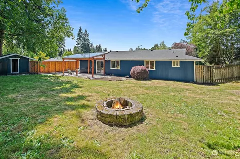 Exterior - 10521 16th Pl W, Everett, WA 98204 photo 9 of 17