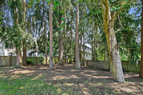 Exterior - 10521 16th Pl W, Everett, WA 98204 photo 12 of 17