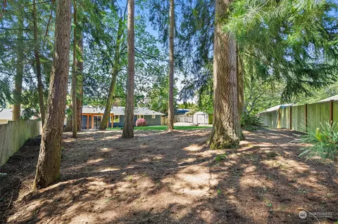 Exterior - 10521 16th Pl W, Everett, WA 98204 photo 11 of 17