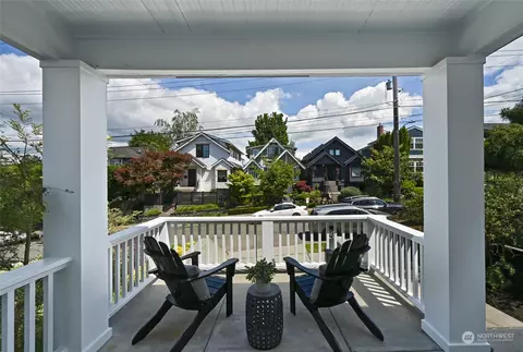 2101 3rd Ave W, Seattle, WA 98119 photo 4