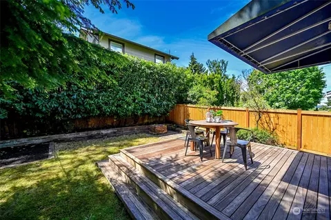 2101 3rd Ave W, Seattle, WA 98119 photo 23