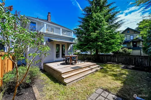2101 3rd Ave W, Seattle, WA 98119 photo 22