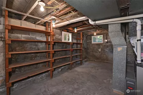 2101 3rd Ave W, Seattle, WA 98119 photo 20
